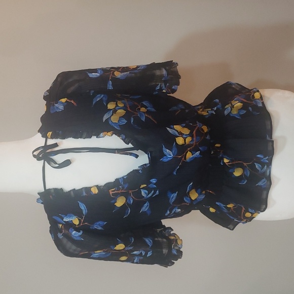 Ann Taylor Blouse - Picture 6 of 12